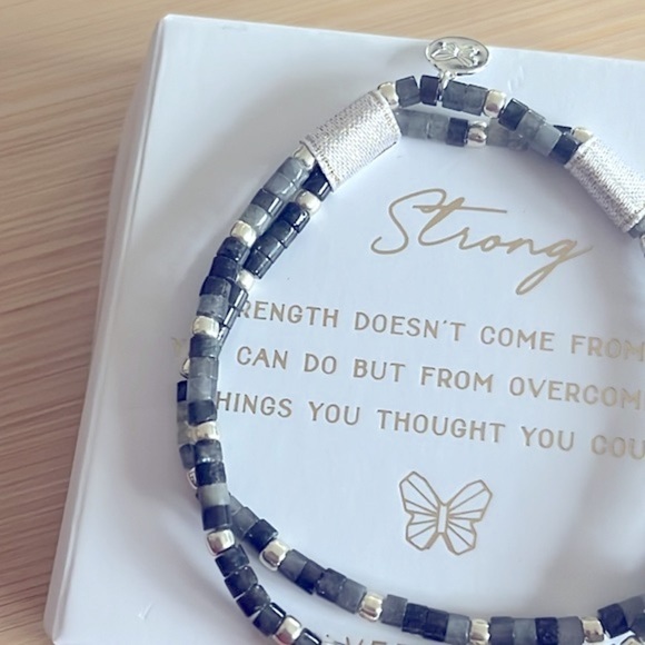 Brand New Set of Silver Plated Beaded Stretch Bracelets Butterfly Charm “Strong” - Picture 4 of 14